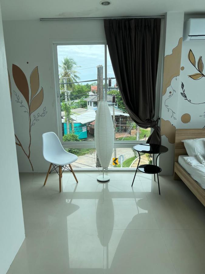 The Chu Cafe / Guesthouse Nai Harn Luaran gambar